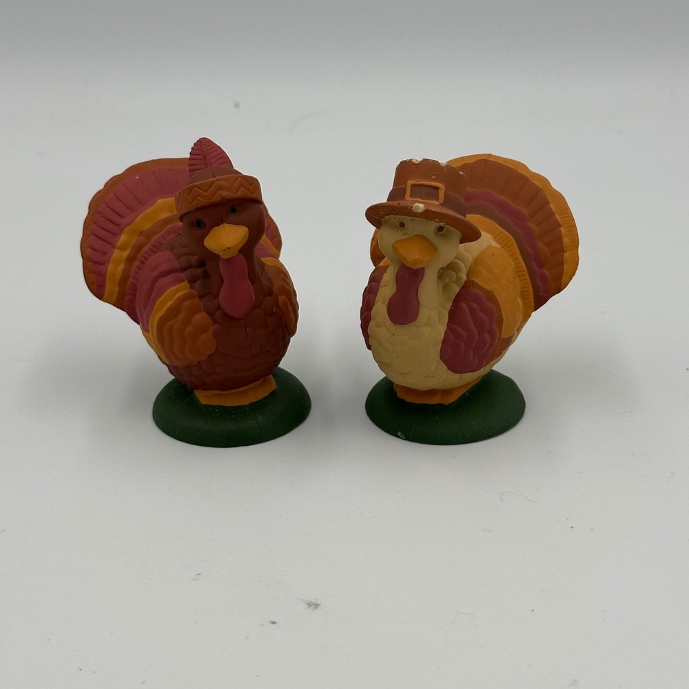 Vintage Thanksgiving Turkey S&P Shakers – Pilgrim & Native –‎ Holiday Decor